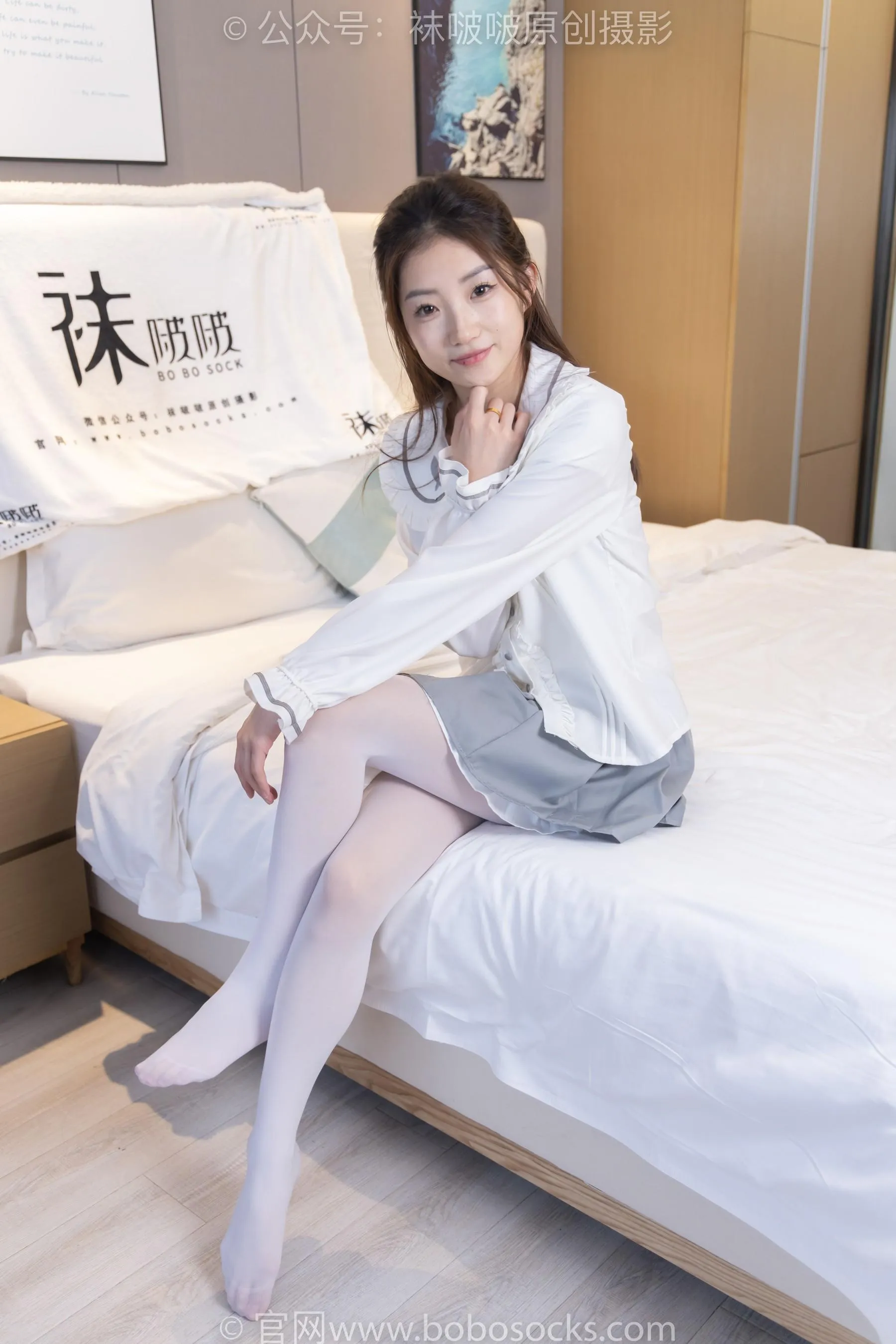[BoBoSocks袜啵啵]NO.211 小沫-高跟鞋、厚白丝 [89P]插图
